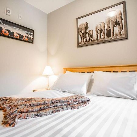 Beautiful Peak Vista - 2Br W Stunning Mt Views Villa Canmore Ngoại thất bức ảnh